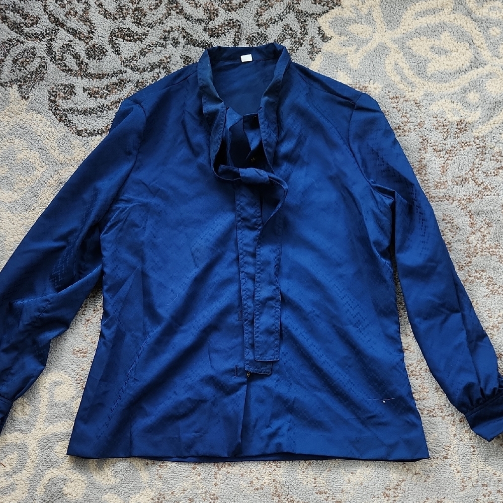 Vintage Button Down Silky Top With Tie Front Navy 16